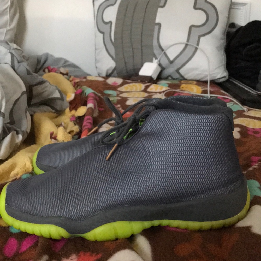 Air Jordan’s Holographic - Picture 4 of 5